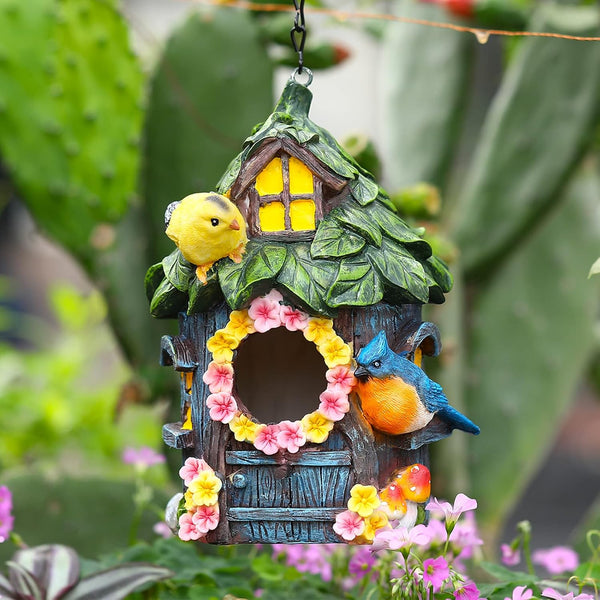 Cute Wreath Birdhouse