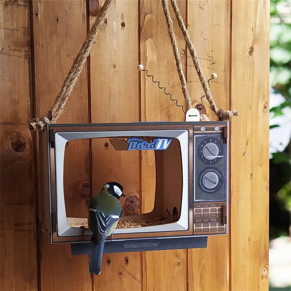 Nature Wooden Television Bird Feeder